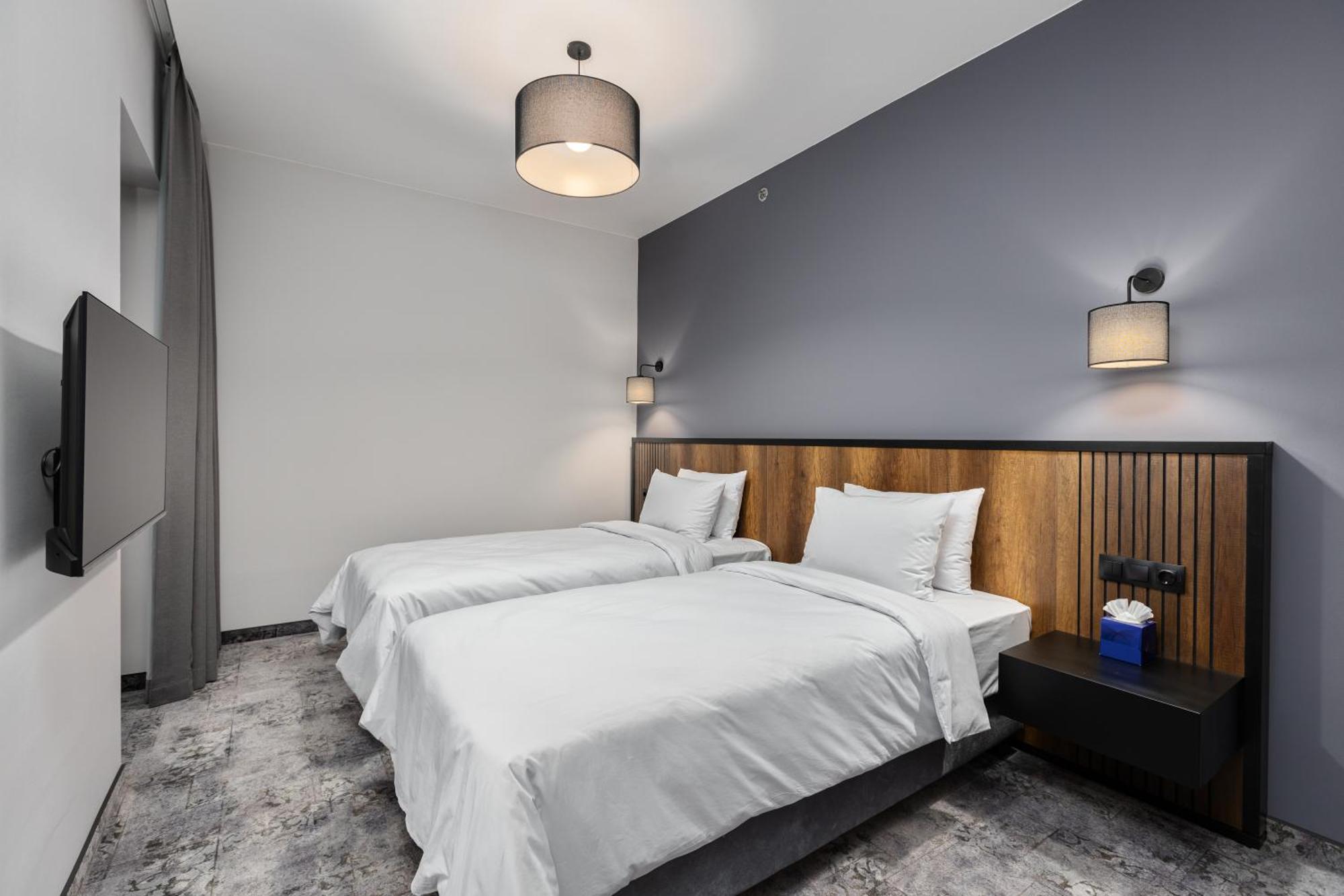 Hotel Qvevrebi Telavi Bagian luar foto