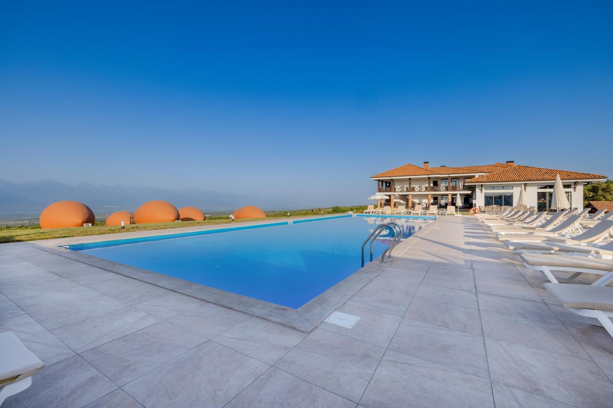 Hotel Qvevrebi Telavi Bagian luar foto